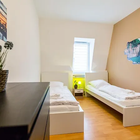 Heerstrasse Apartments * Dusseldorf