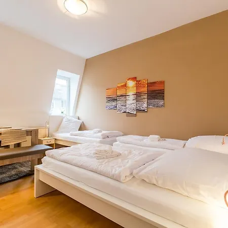 Heerstrasse Apartments *