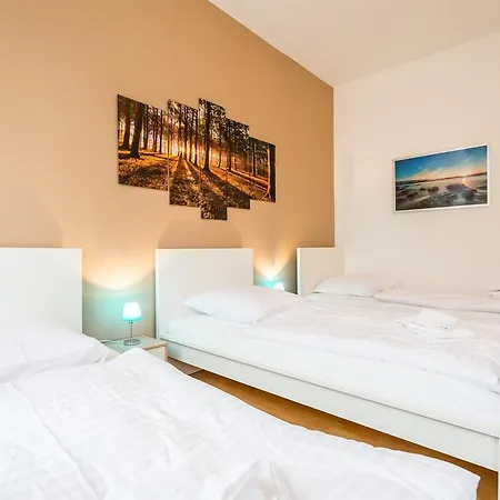 Heerstrasse Apartments Apartment