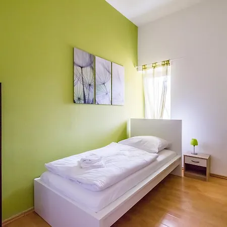Heerstrasse Apartments *