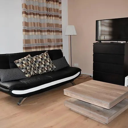Heerstrasse Apartments Dusseldorf