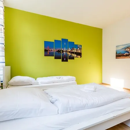 Apartment Heerstrasse Apartments Dusseldorf