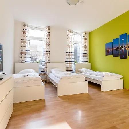 Heerstrasse Apartments Dusseldorf